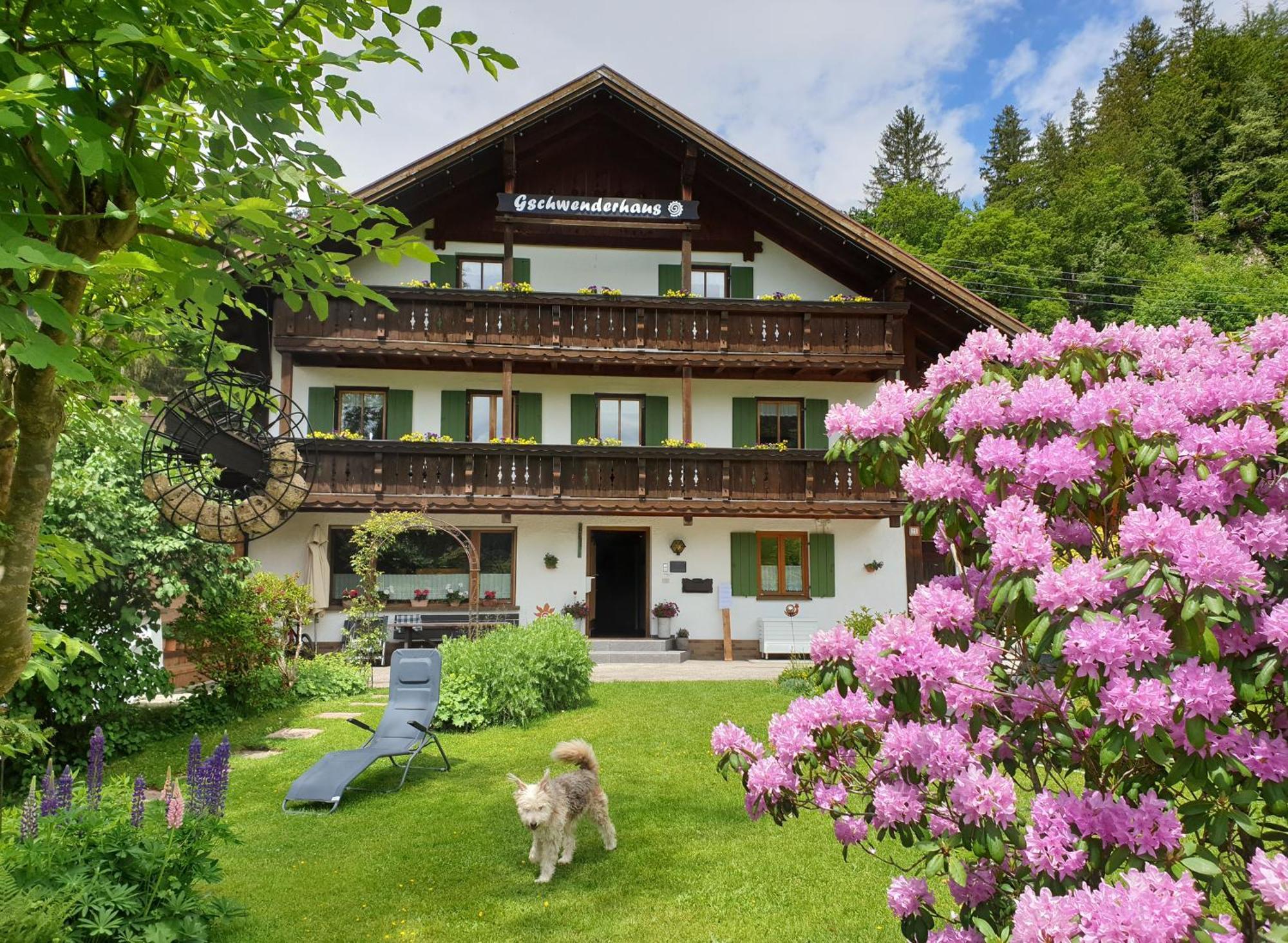 Gschwenderhaus Ferienwohnungen Оберстдорф Екстериор снимка